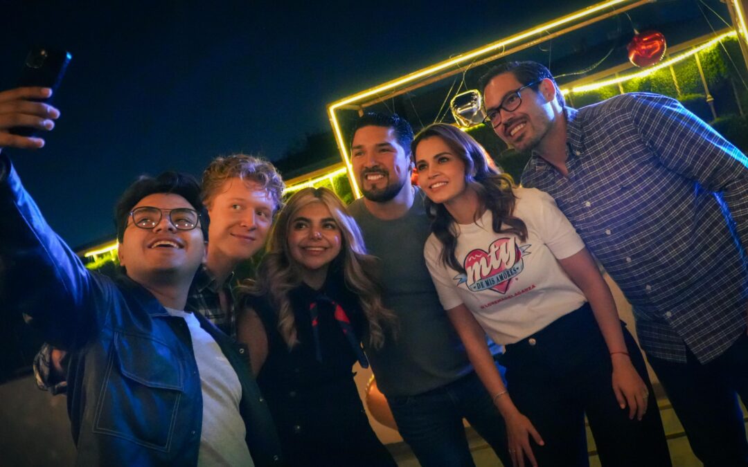 Lorena de la Garza abre diálogo con jóvenes regios sobre participación y futuro de Monterrey