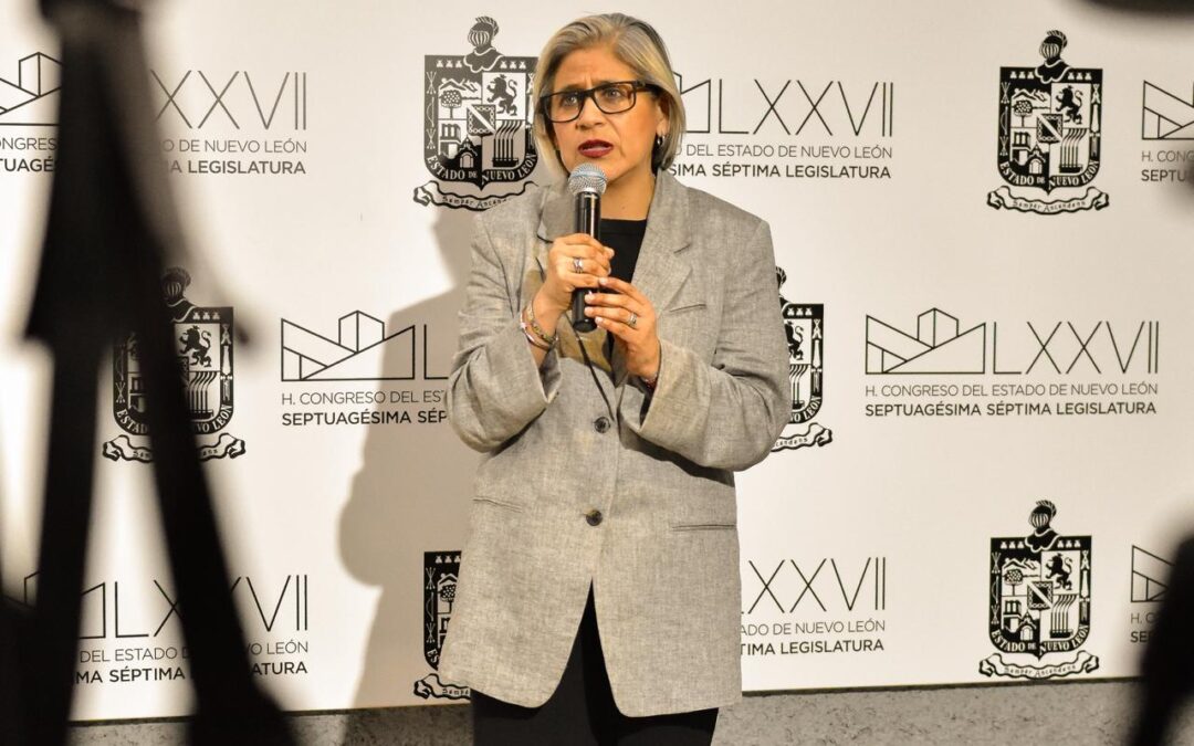 EXIGE SANDRA PÁMANES AL PRIAN DEJAR GRILLA Y PONERSE A TRABAJAR EN TRANSPARENCIA