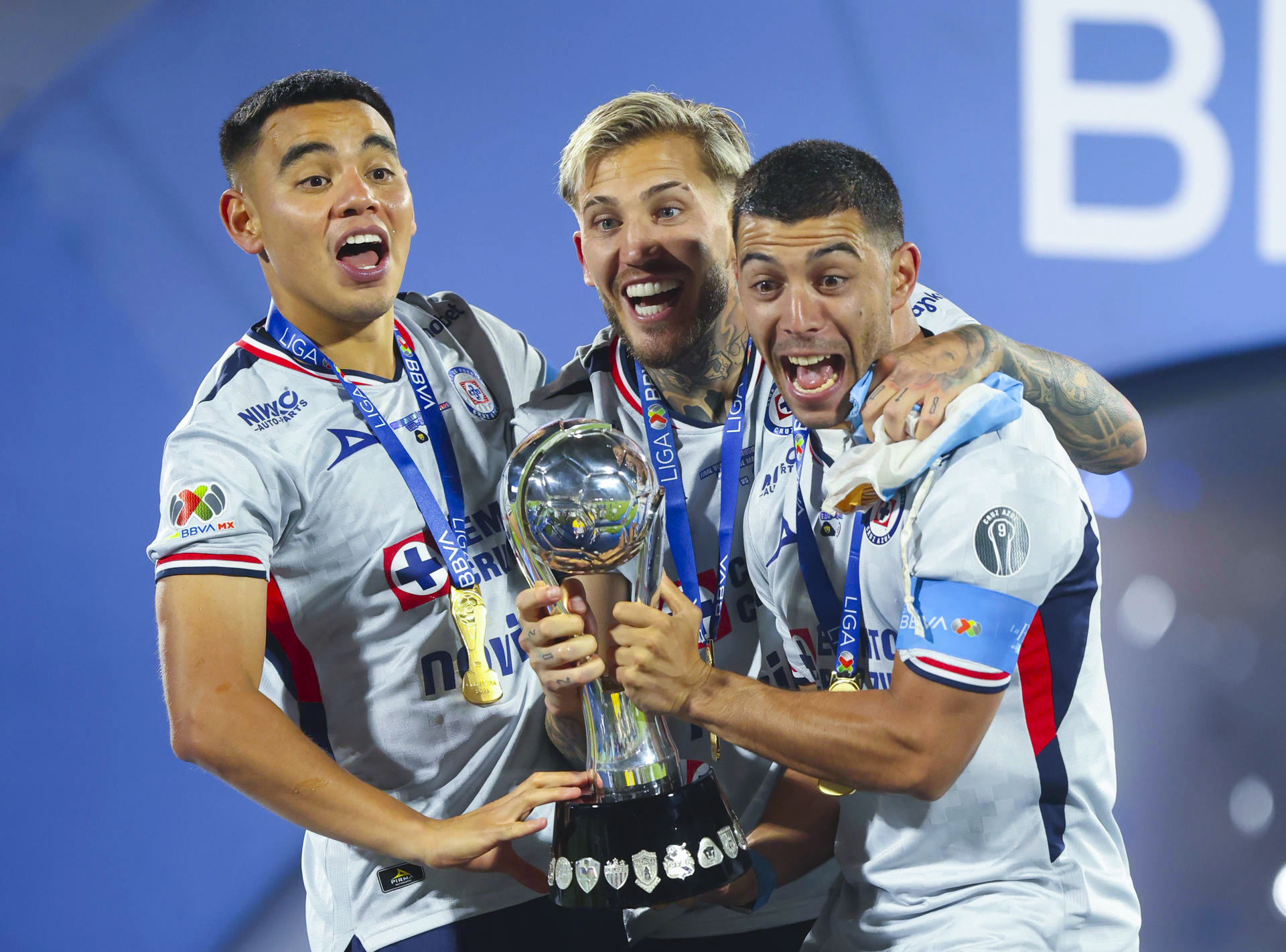 Cruz Azul toca la gloria en CU: Rodolfo Rotondi firma la agónica décima estrella