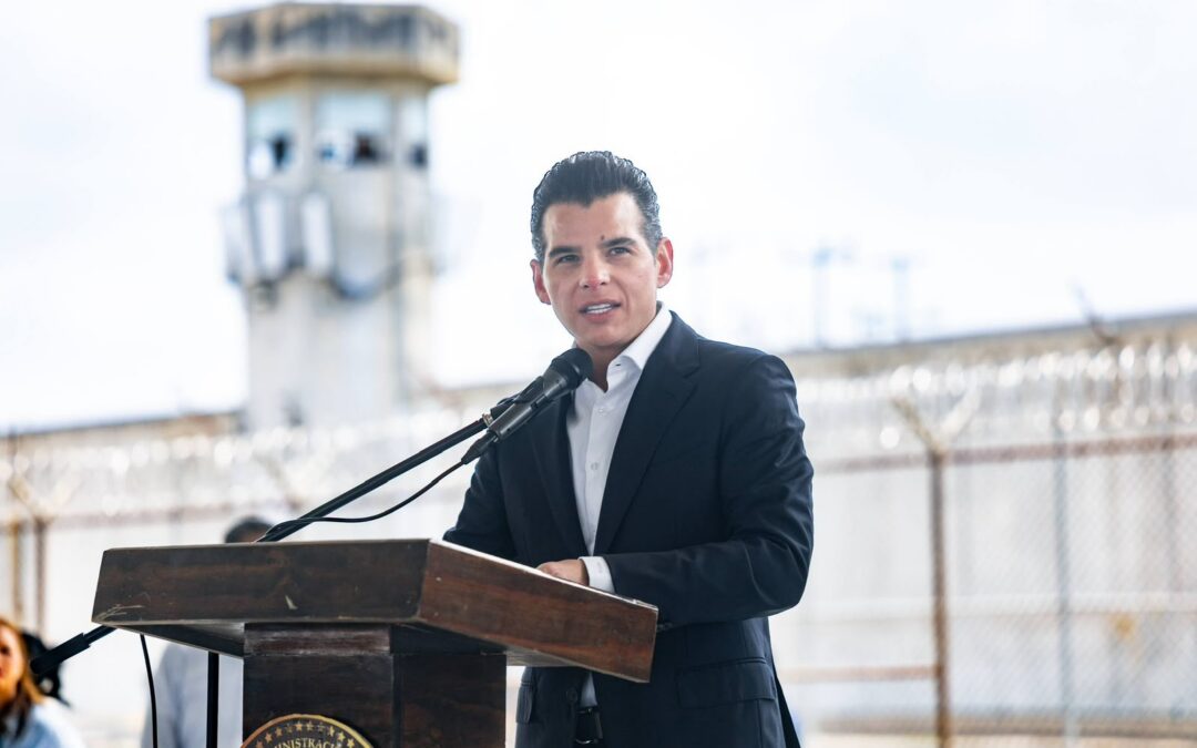 “Más jóvenes podrán competir por cargos públicos en Nuevo León”: Miguel Flores