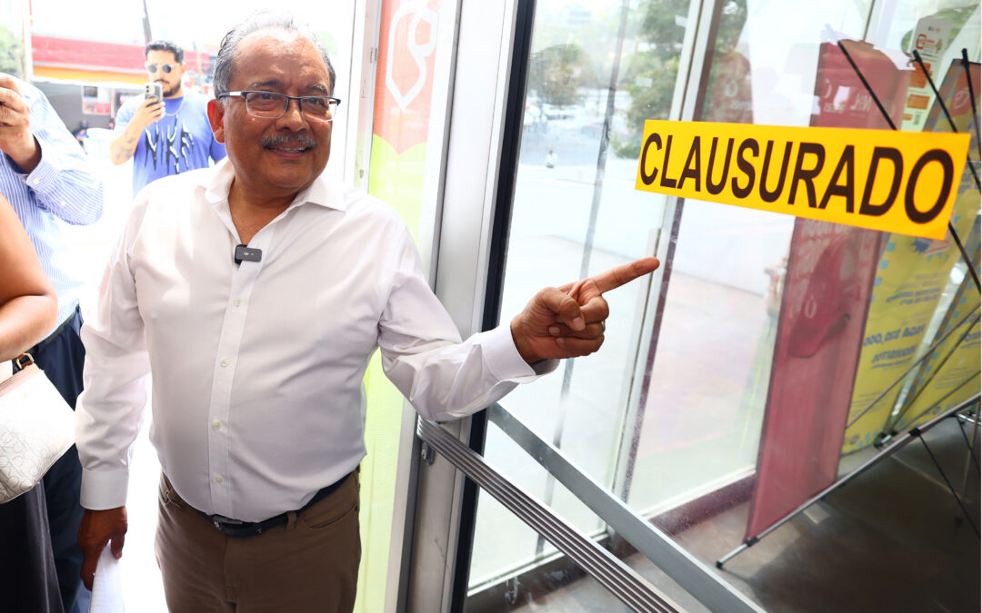 EXHIBE MIJES ‘INEFICIENCIA Y CORRUPCIÓN’ DE AyD