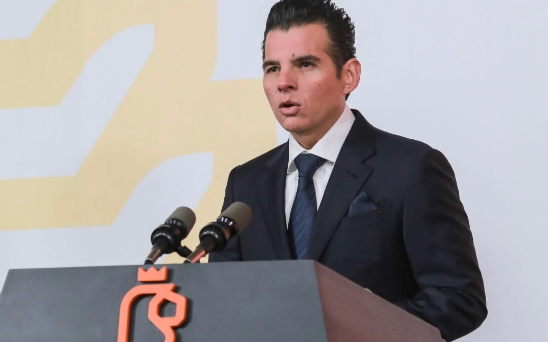 Miguel Flores invita a brindar una segunda oportunidad por medio de la adopción de perros y gatos